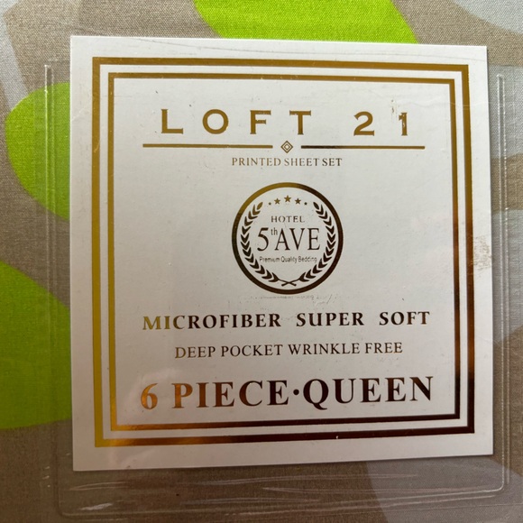 🌱 Leaf Design Queen Sheet Set with 4 Pillowcases 🌱 - Picture 7 of 7